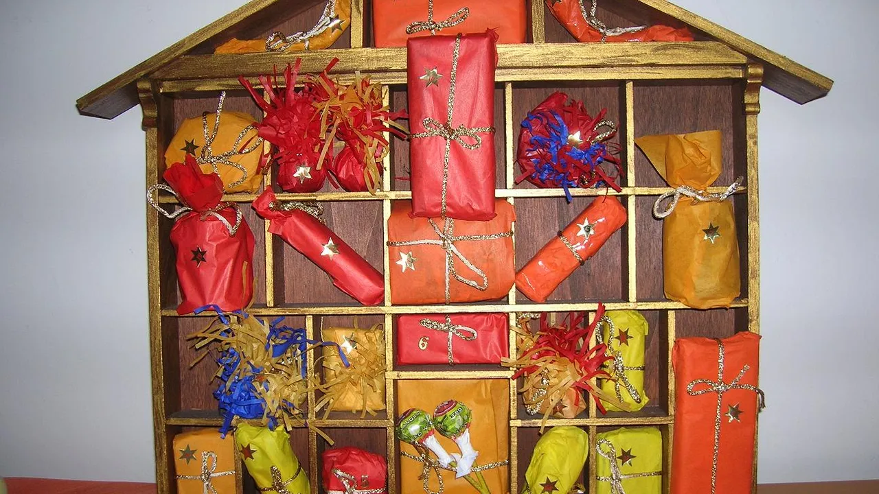 Adventskalender mit Türchen
