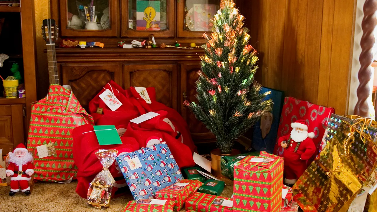 Geschenke unter dem Weihnachtsbaum