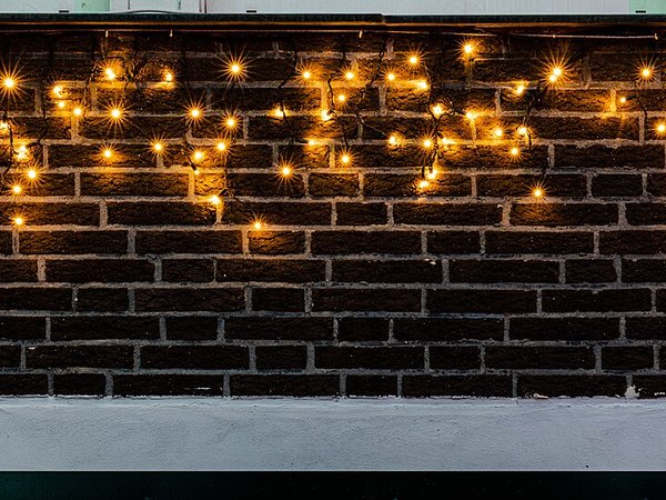 Symbolbild: Weihnachtliche Lichterkette